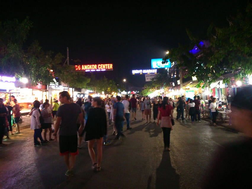 <h2>Thailand, Cambodia & Vietnam Escorted 2018</h2>14 Nights from Thailand to Cambodia & Vietnam | 8 Rounds | January 30 - February 13